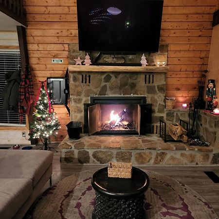 Treetops Chalet - 3Bd/2Bt Boutique Cabin W/Mt Leconte Views In Gatlinburg Exterior foto